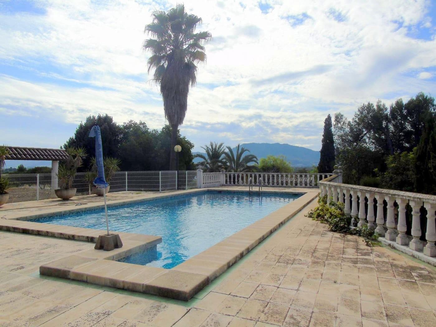 6 soveværelse Villa til salg i Llosa de Ranes med swimmingpool - € 450.000 (Ref: 6181836)