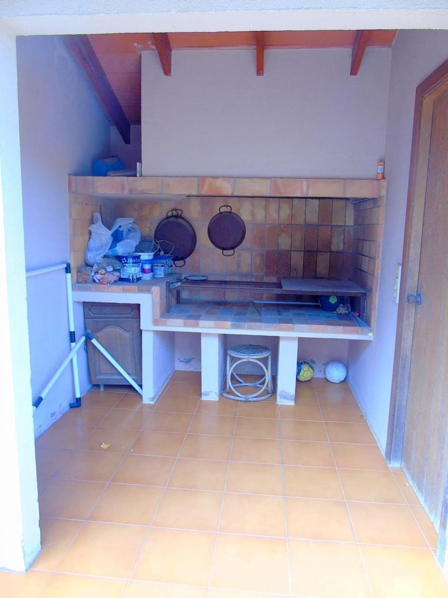 6 soveværelse Villa til salg i Llosa de Ranes med swimmingpool - € 450.000 (Ref: 6181836)