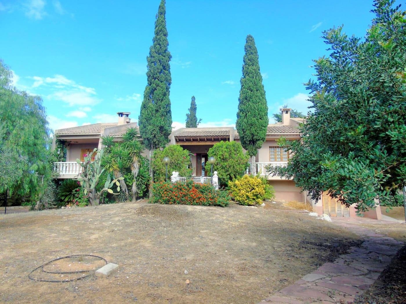 6 soveværelse Villa til salg i Llosa de Ranes med swimmingpool - € 450.000 (Ref: 6181836)