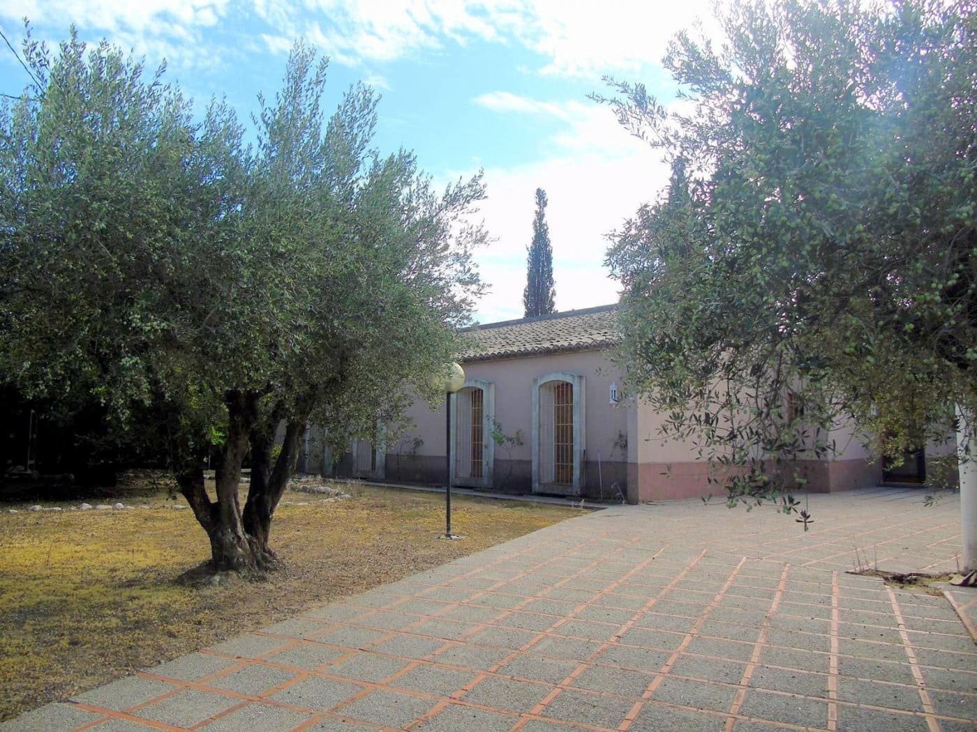 6 soveværelse Villa til salg i Llosa de Ranes med swimmingpool - € 450.000 (Ref: 6181836)