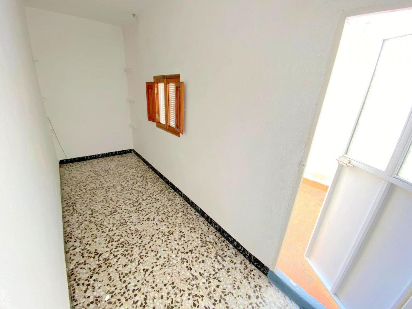 Ruin til salg i Moixent - € 70.000 (Ref: 6181843)