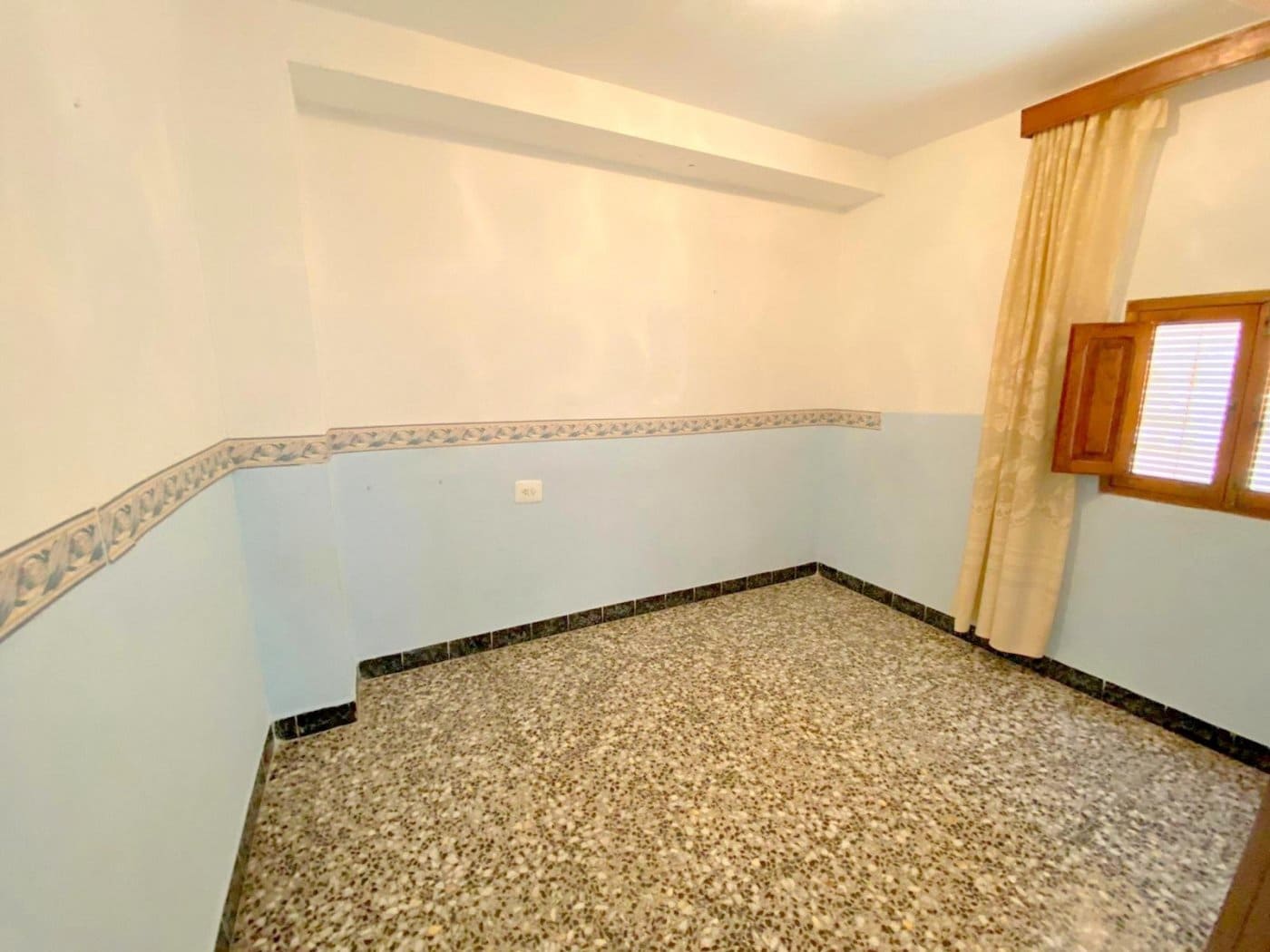 Ruin til salg i Moixent - € 70.000 (Ref: 6181843)