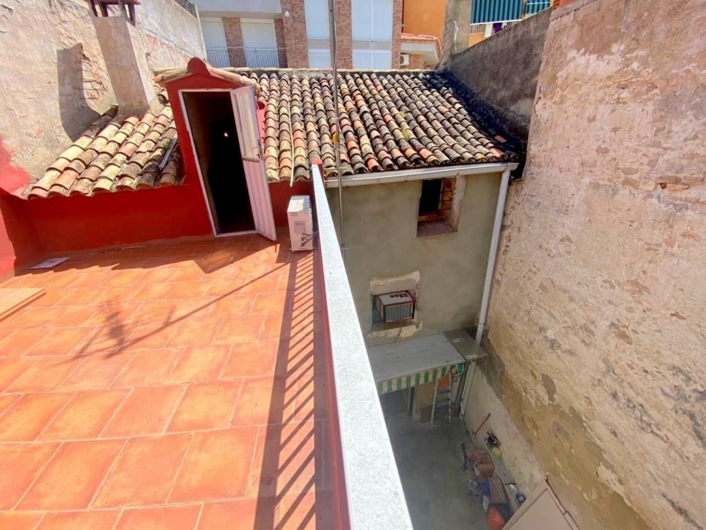 5 soveværelse Byhus til salg i Vallada - € 75.000 (Ref: 6181844)