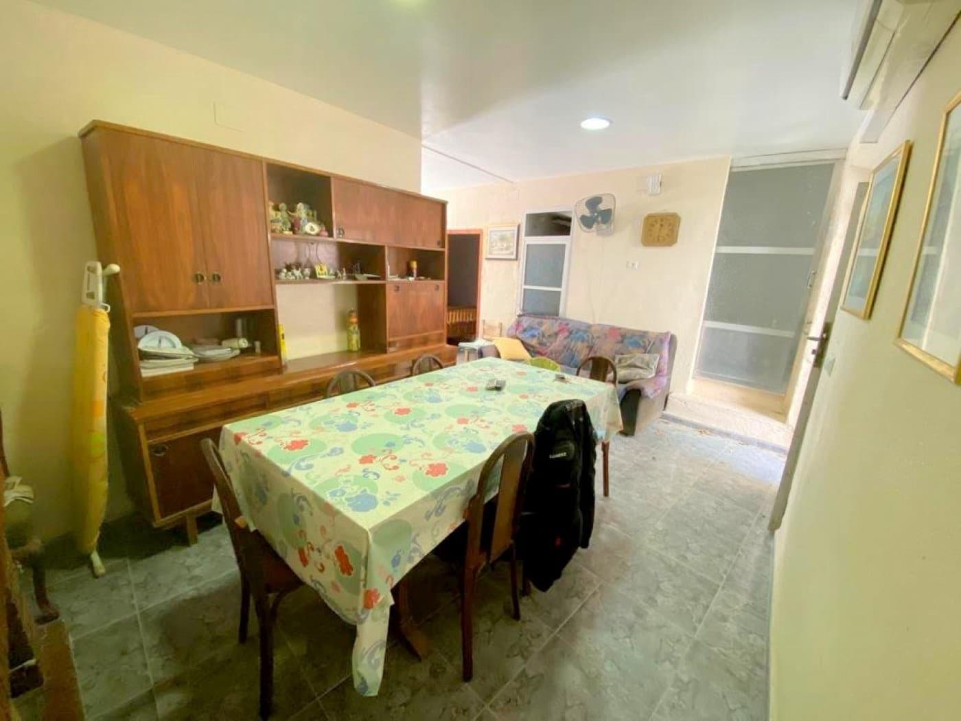 5 soveværelse Byhus til salg i Vallada - € 75.000 (Ref: 6181844)