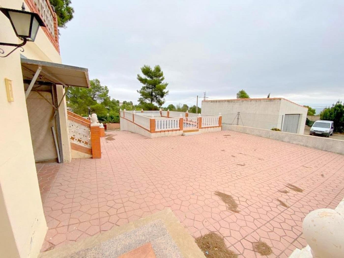 4 makuuhuone Huvila myytävänä paikassa Moixent mukana uima-altaan 
autotalli - 160 000 € (Ref: 6181855)