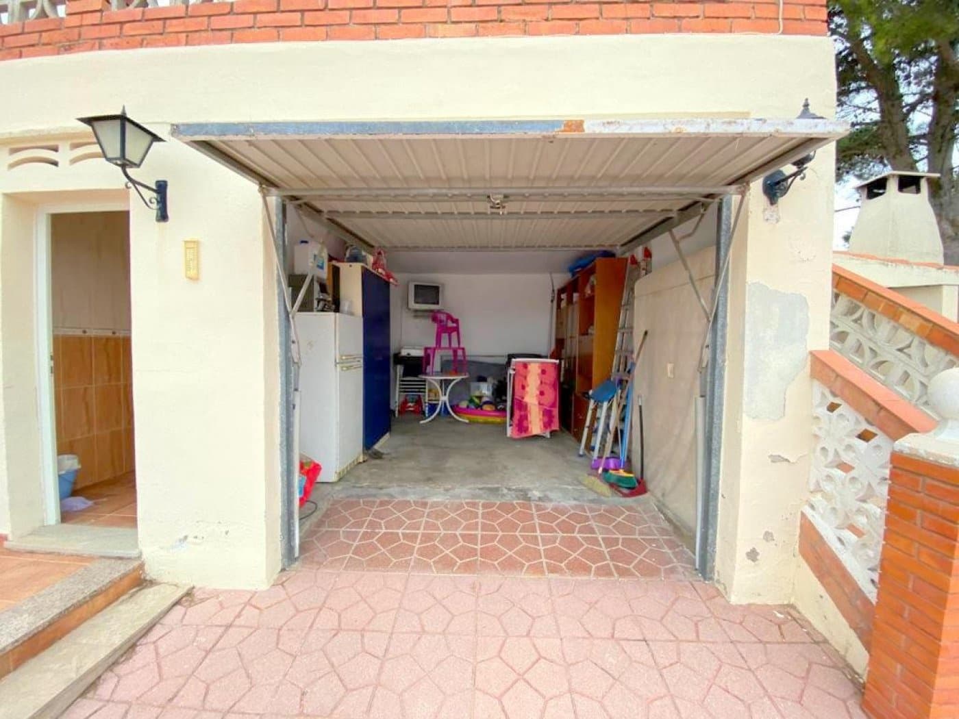 4 makuuhuone Huvila myytävänä paikassa Moixent mukana uima-altaan 
autotalli - 160 000 € (Ref: 6181855)