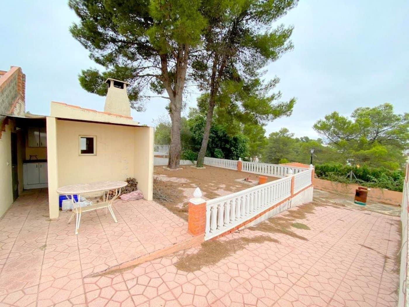 4 makuuhuone Huvila myytävänä paikassa Moixent mukana uima-altaan 
autotalli - 160 000 € (Ref: 6181855)