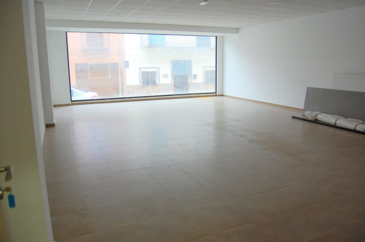 Kaupallinen vuokrattavana paikassa Vallada - 250 € (Ref: 6749127)