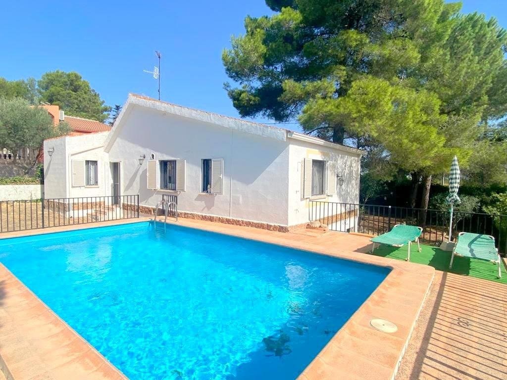 5 soveværelse Villa til salg i Moixent med swimmingpool - € 200.000 (Ref: 7184782)