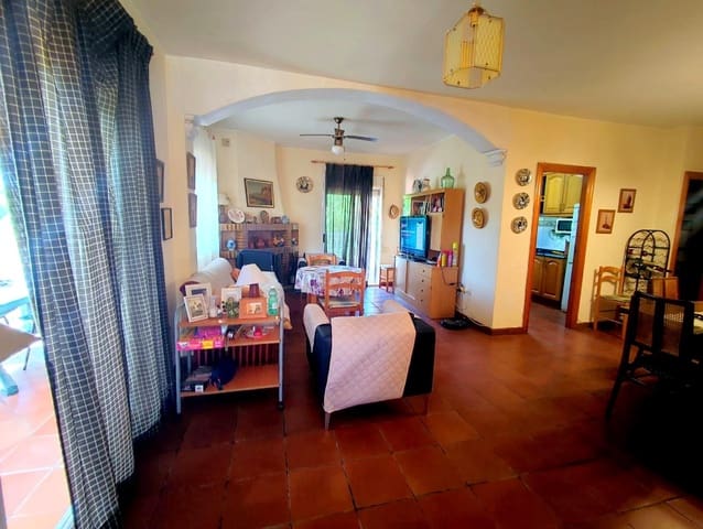 3 bedroom Villa for sale in Xàtiva with pool garage - € 300,000 (Ref: 8168943)