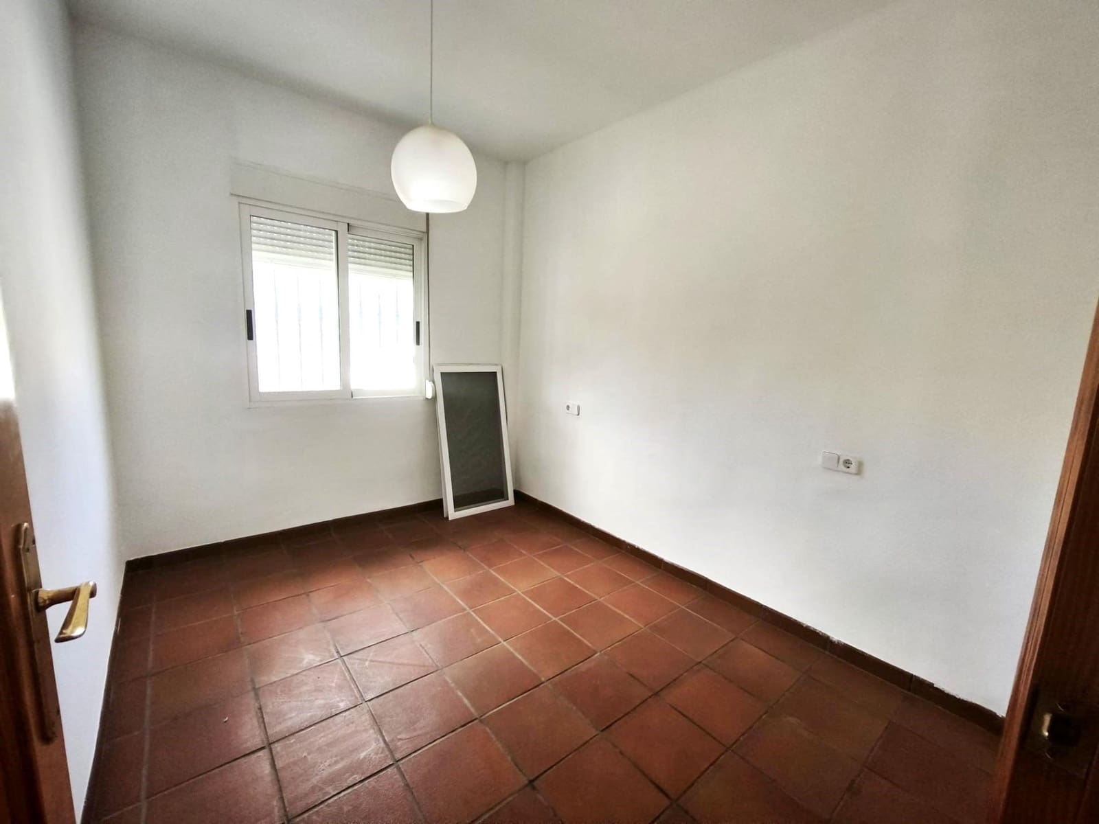 3 Zimmer Villa zu verkaufen in Xativa mit Pool Garage - 260.000 € (Ref: 8168943)