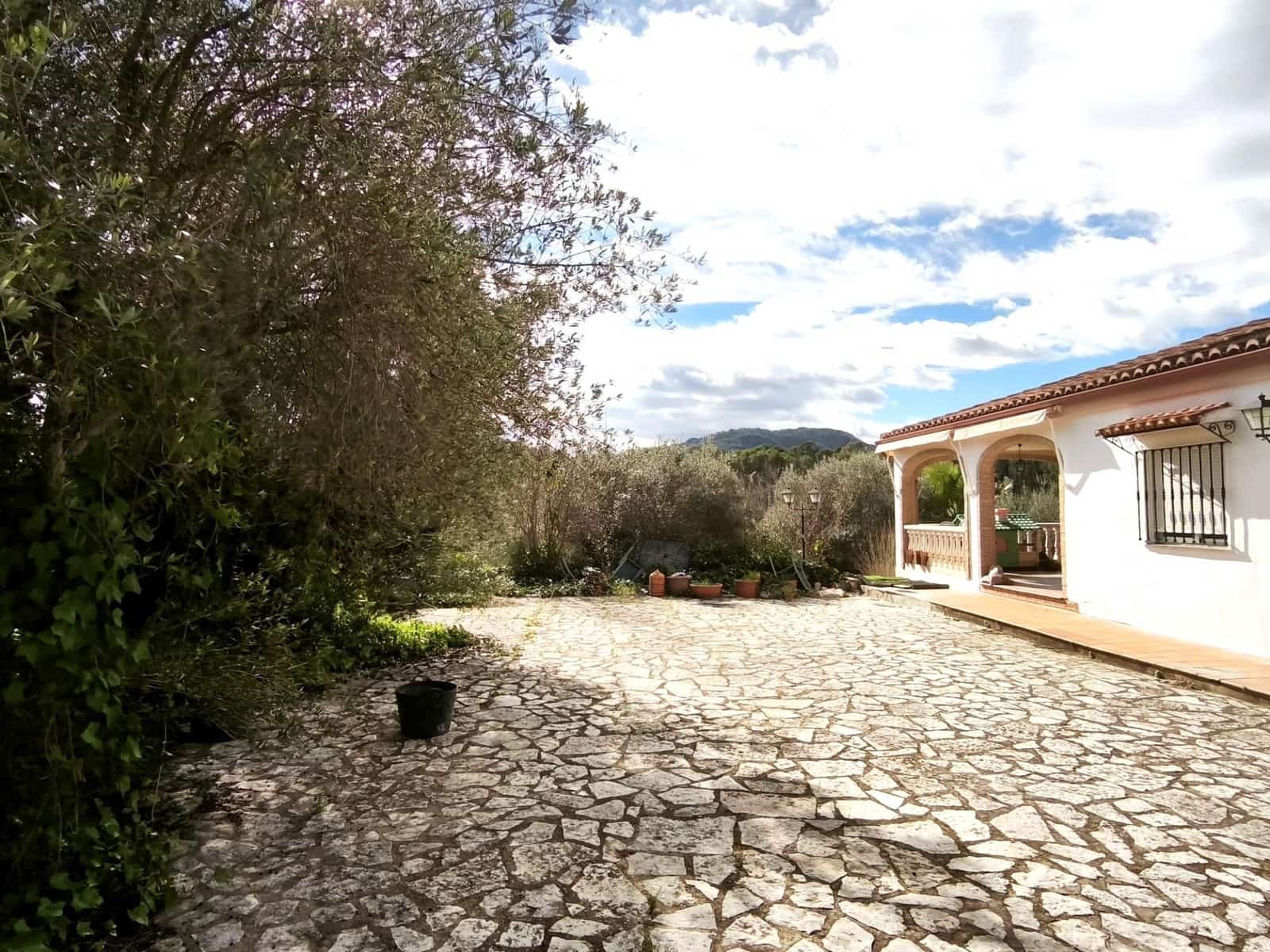 3 Zimmer Villa zu verkaufen in Xativa mit Pool Garage - 260.000 € (Ref: 8168943)