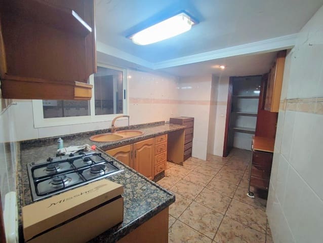 4 chambre Maison de Ville à vendre à Xàtiva avec garage - 98 000 € (Ref: 8531839)