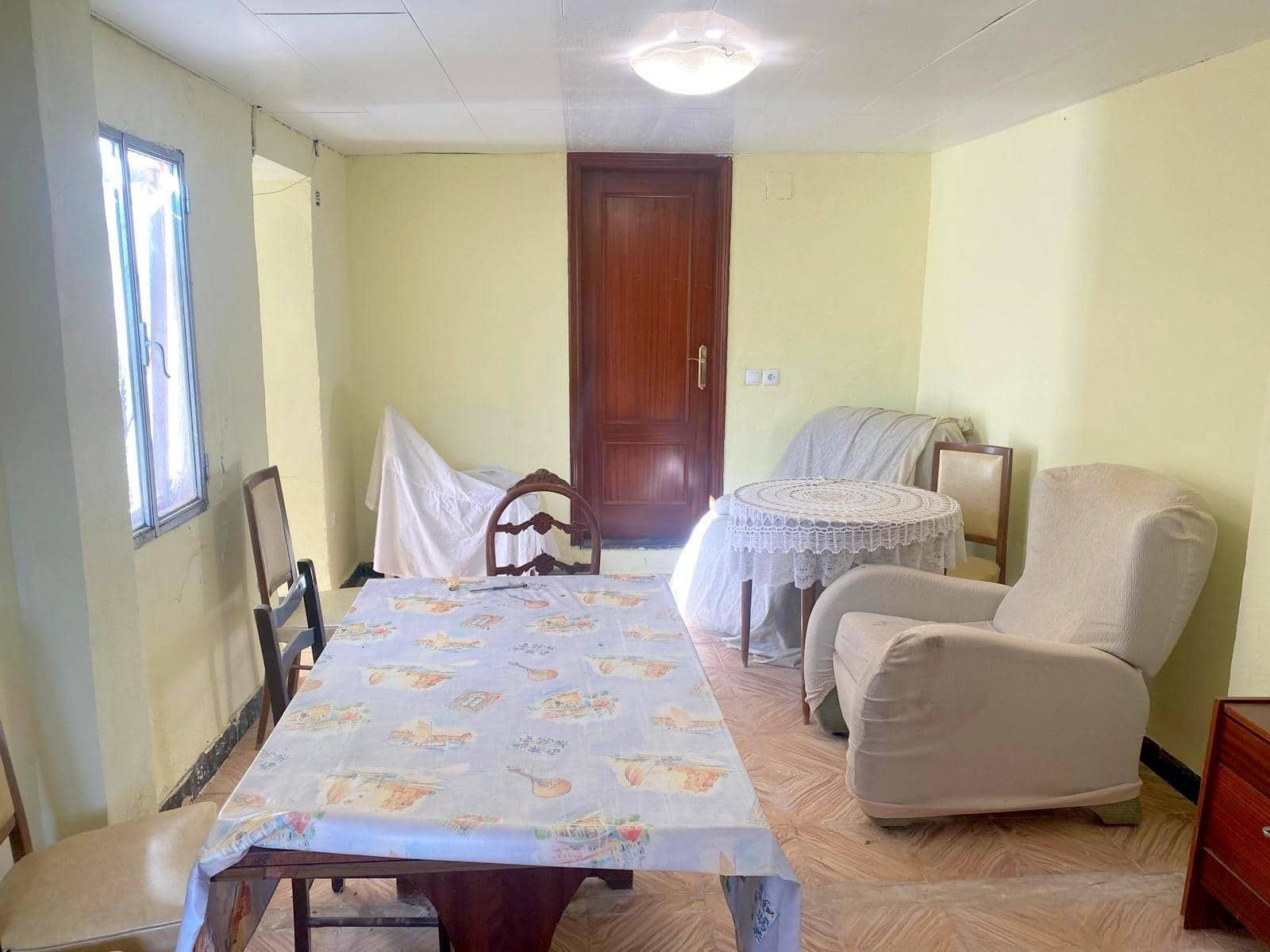 5 soveværelse Finca/Landehus til salg i La Font de la Figuera - € 180.000 (Ref: 8623552)