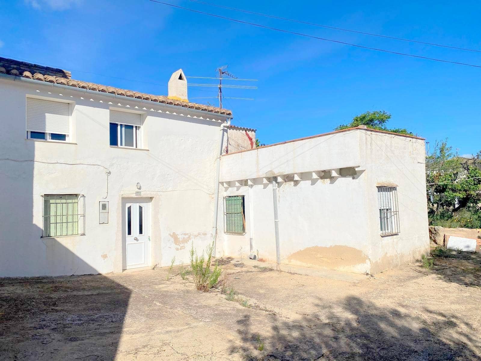 5 soveværelse Finca/Landehus til salg i La Font de la Figuera - € 180.000 (Ref: 8623552)