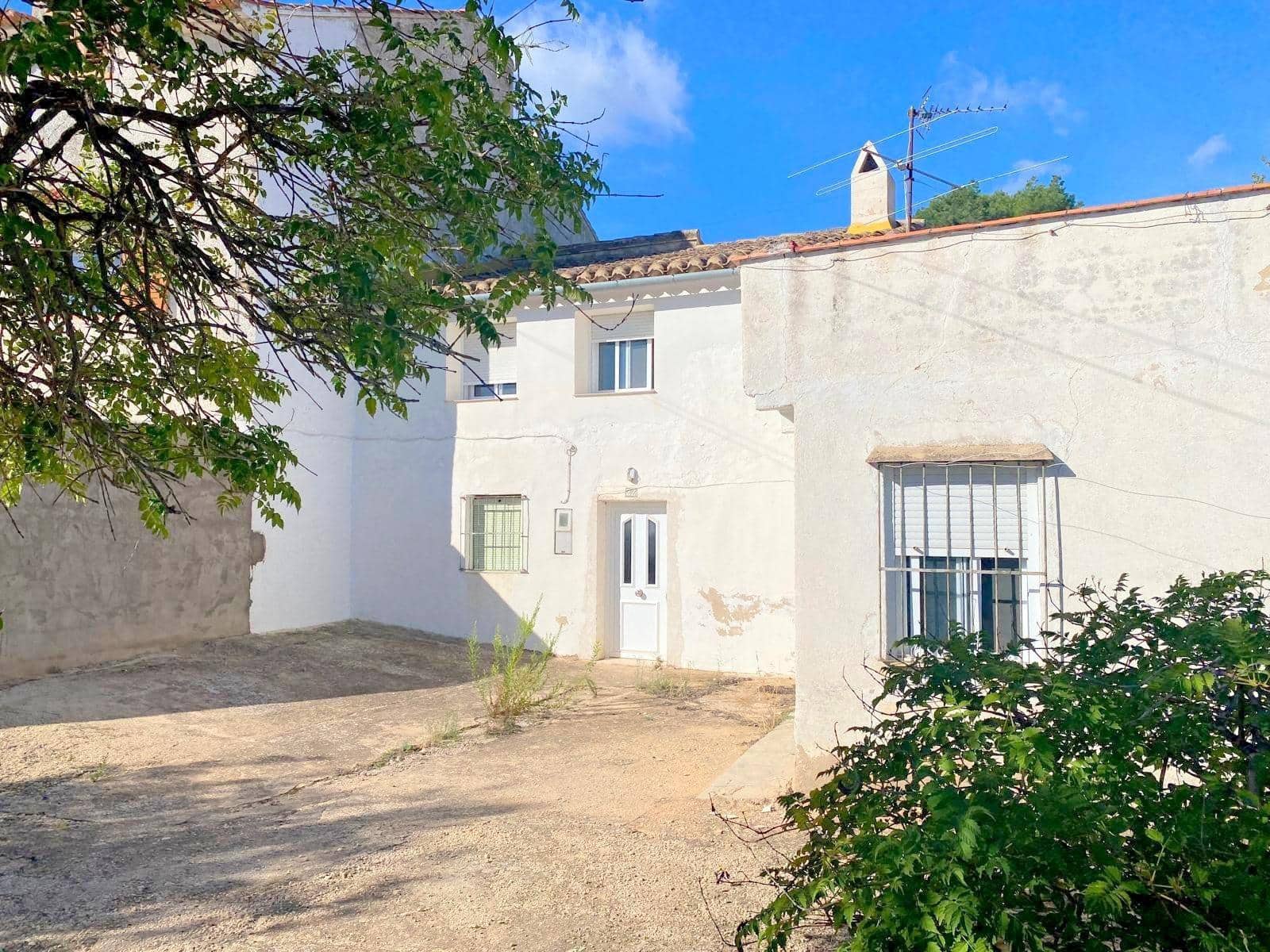 5 soveværelse Finca/Landehus til salg i La Font de la Figuera - € 180.000 (Ref: 8623552)