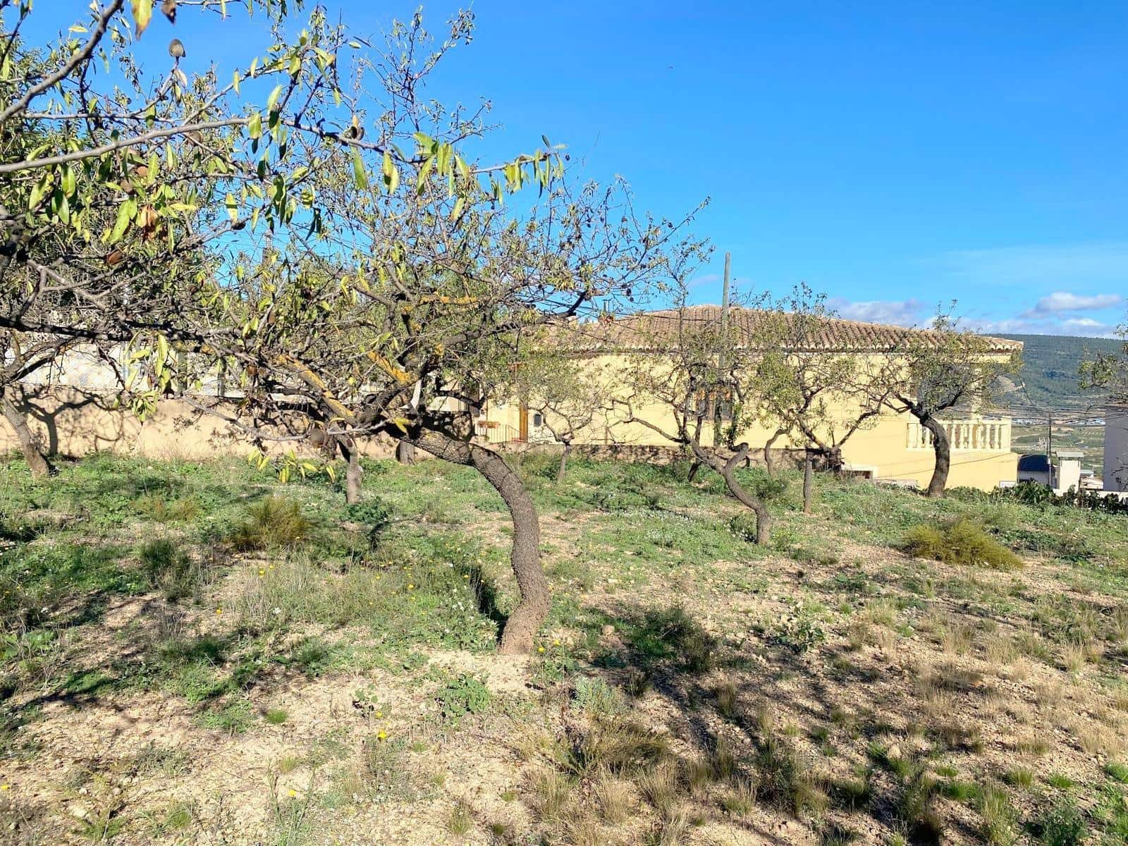 5 soveværelse Finca/Landehus til salg i La Font de la Figuera - € 180.000 (Ref: 8623552)