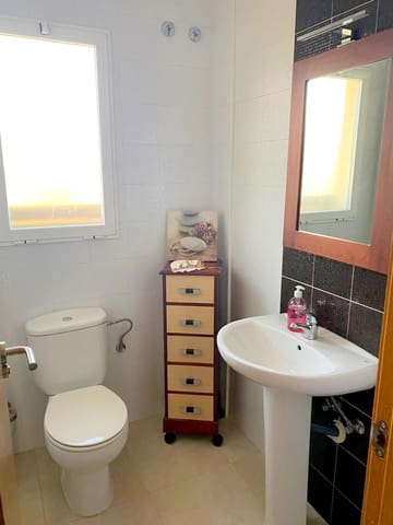 3 makuuhuone Rivitalo myytävänä paikassa Vallada mukana 
autotalli - 240 000 € (Ref: 8652682)