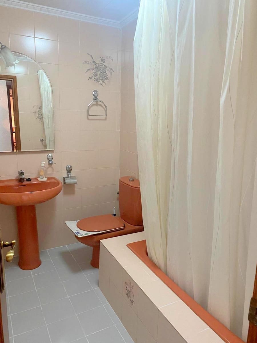 3 bedroom Townhouse for sale in Moixent - € 180,000 (Ref: 8764027)
