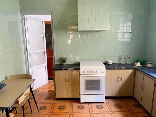 4 soveværelse Byhus til salg i Vallada med garage - € 150.000 (Ref: 8836789)