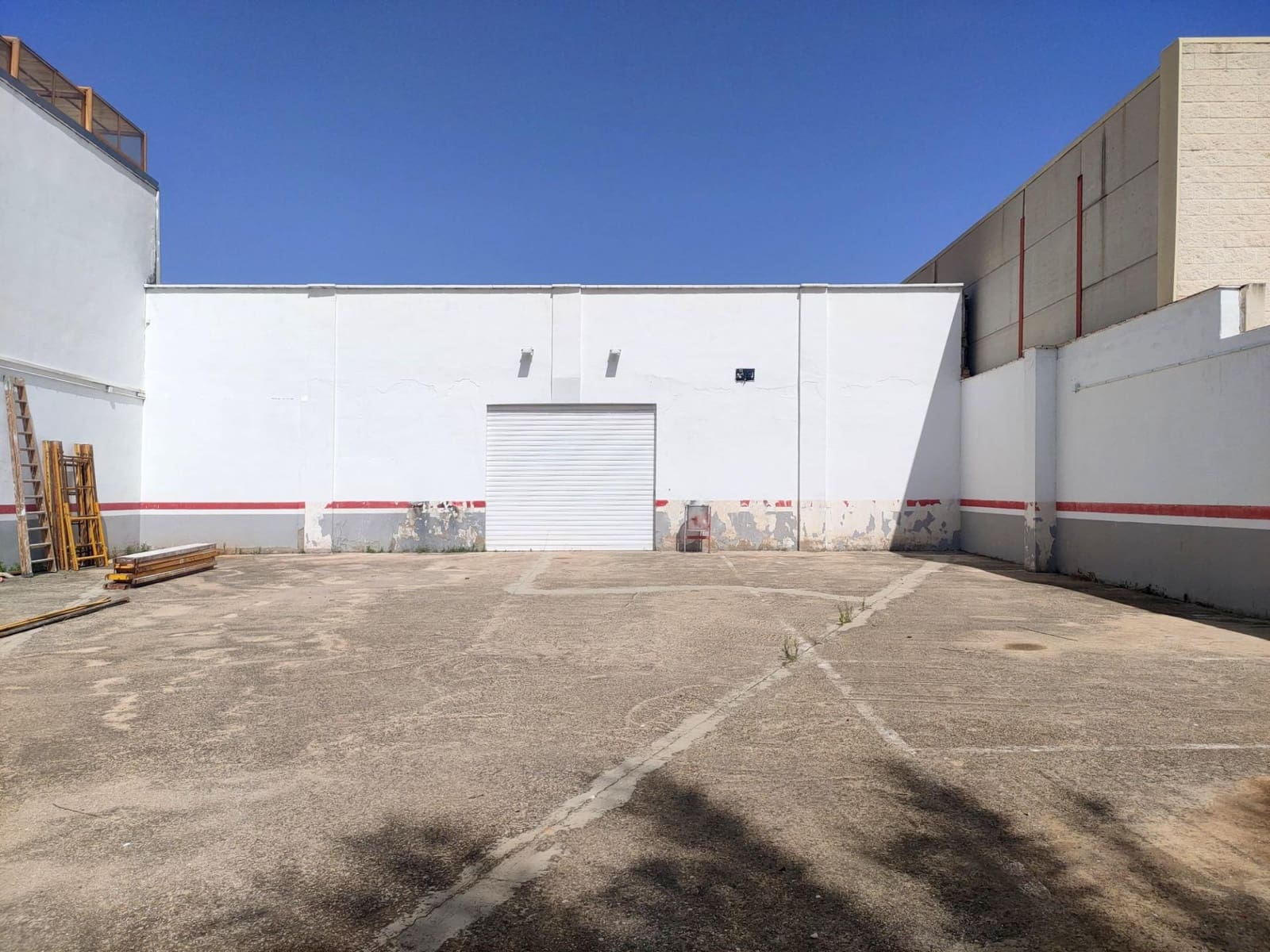 Erhverv til leje i Vallada - € 1.900 (Ref: 8900332)