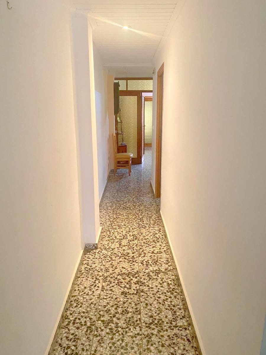 4 soverom Hus til salgs i Moixent med garasje - € 200 000 (Ref: 9001144)