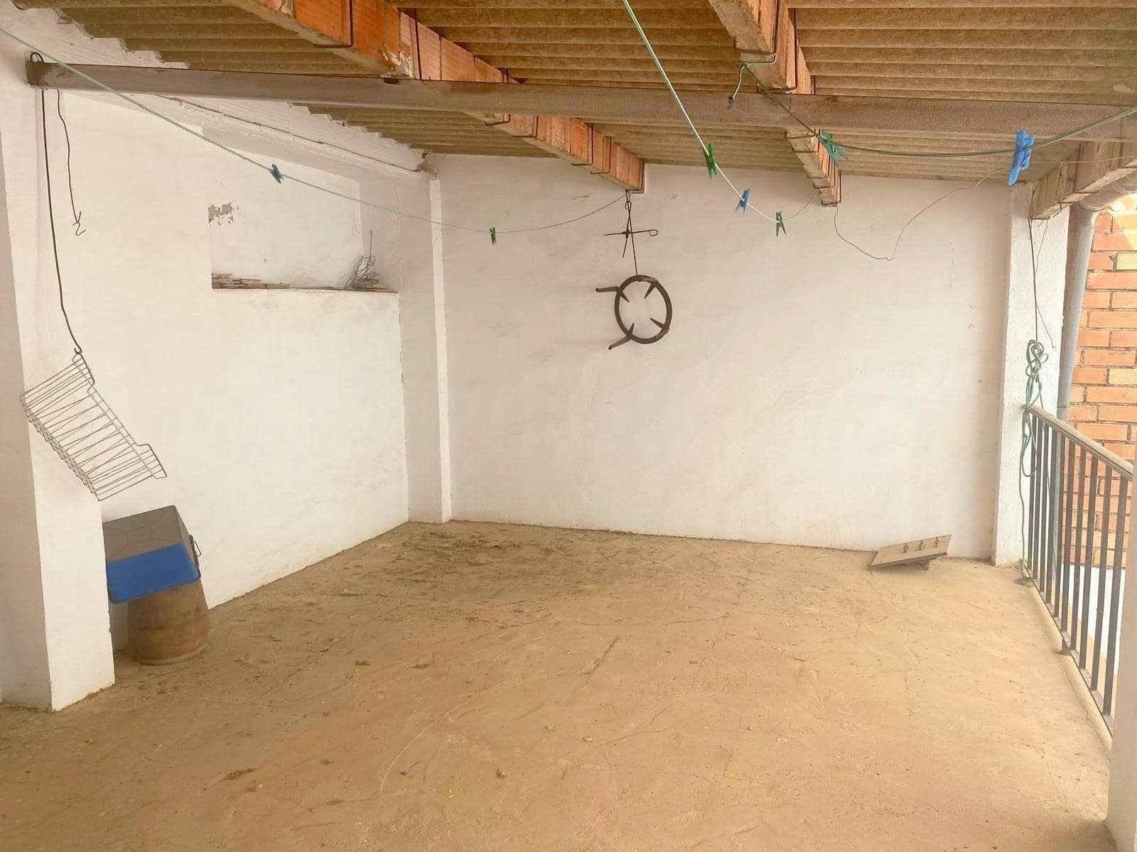 4 soverom Hus til salgs i Moixent med garasje - € 200 000 (Ref: 9001144)