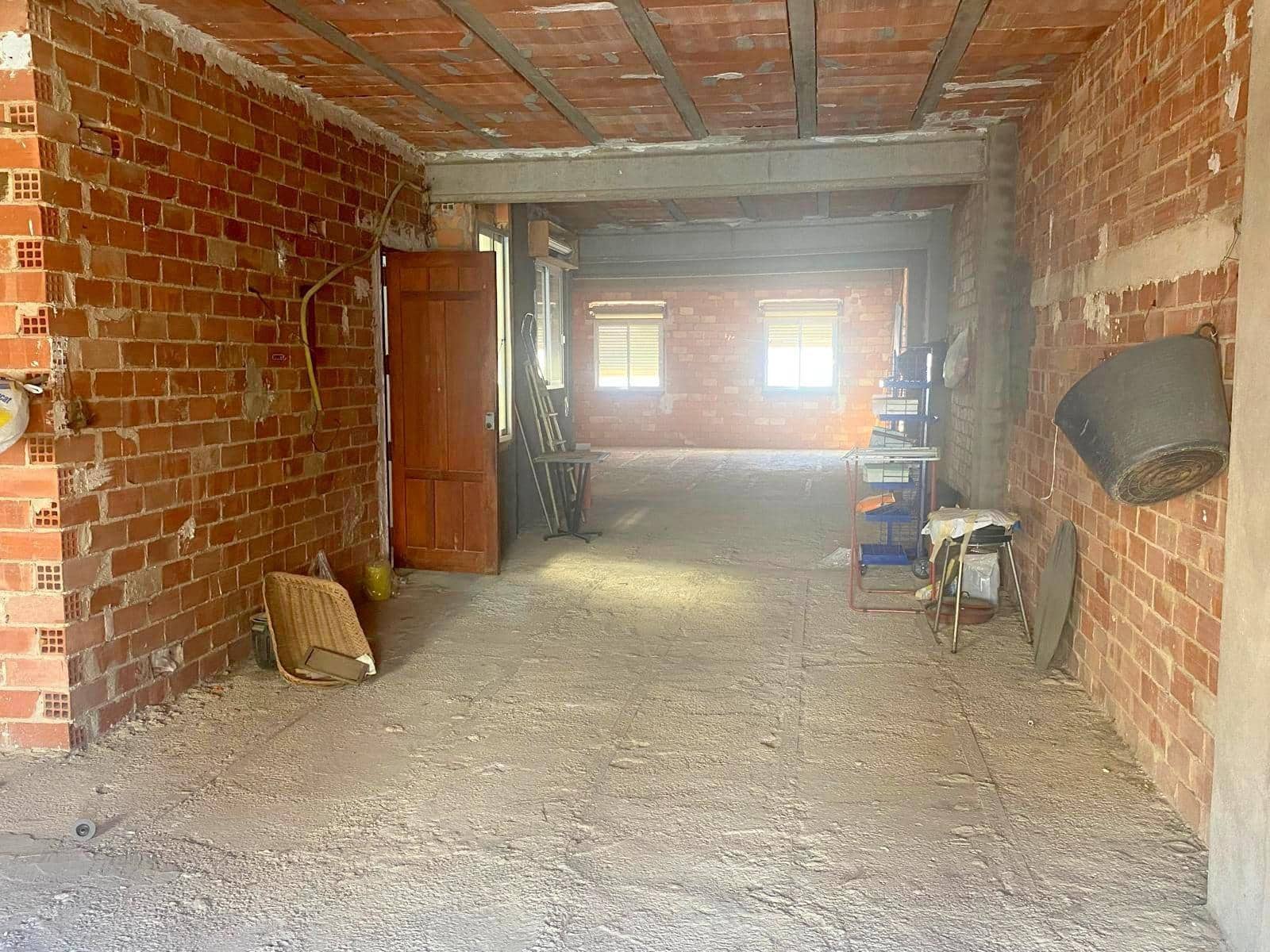 4 soverom Hus til salgs i Moixent med garasje - € 200 000 (Ref: 9001144)