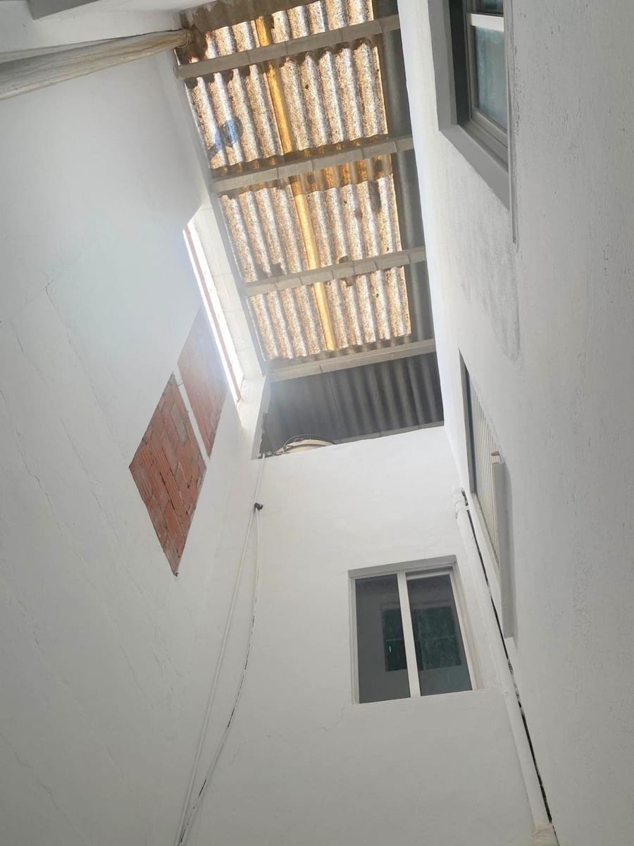 4 soverom Hus til salgs i Moixent med garasje - € 200 000 (Ref: 9001144)