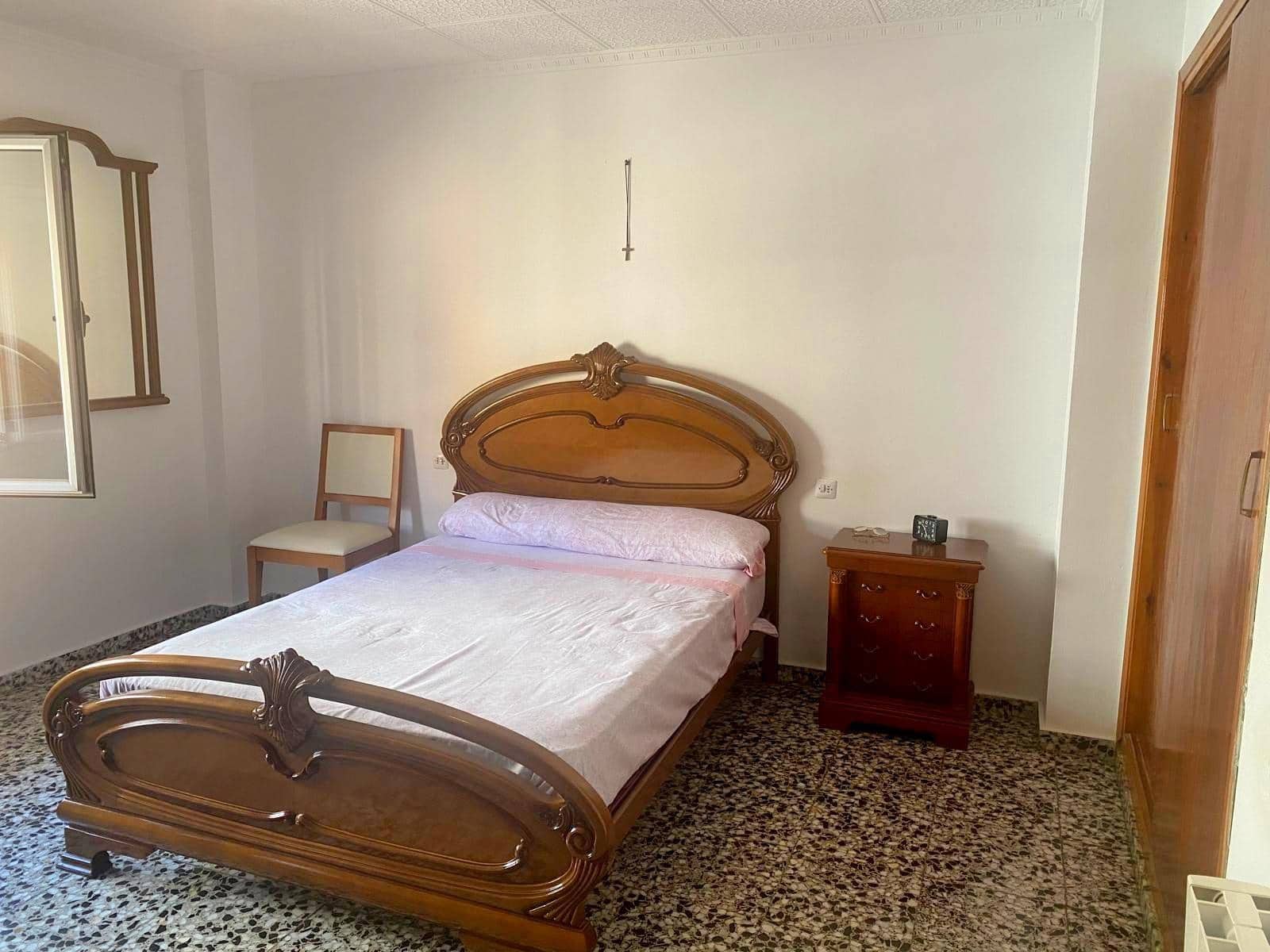 4 soverom Hus til salgs i Moixent med garasje - € 200 000 (Ref: 9001144)