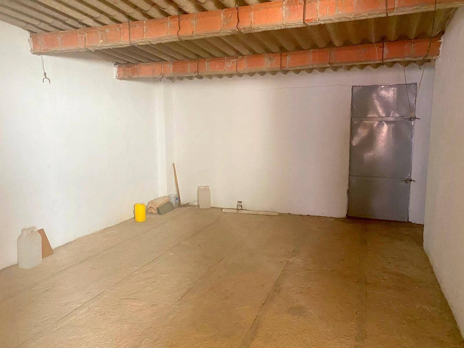 4 soverom Hus til salgs i Moixent med garasje - € 200 000 (Ref: 9001144)