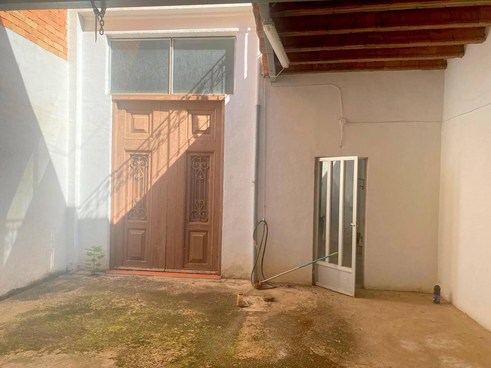 4 soverom Hus til salgs i Moixent med garasje - € 200 000 (Ref: 9001144)