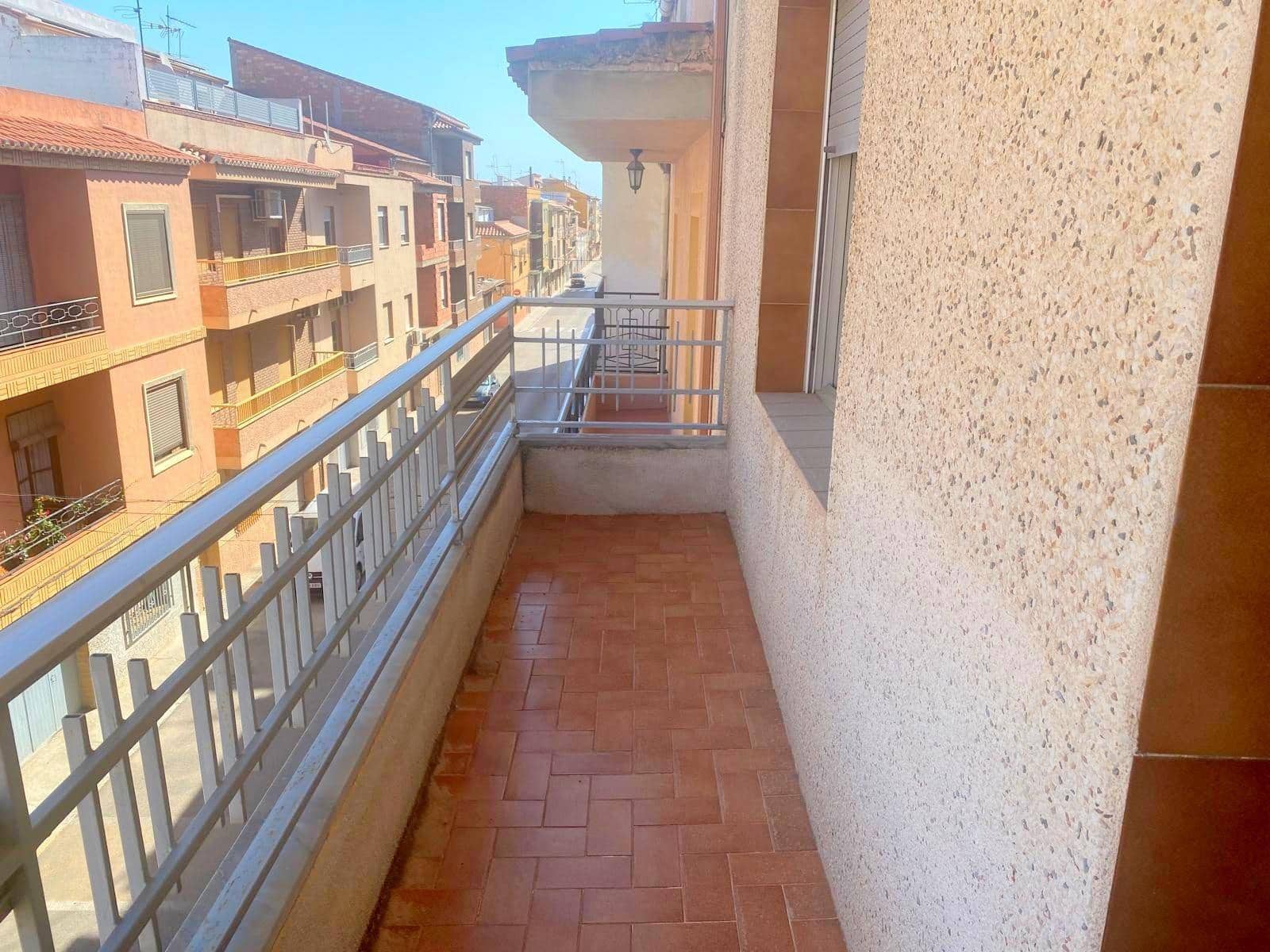 4 soverom Hus til salgs i Moixent med garasje - € 200 000 (Ref: 9001144)