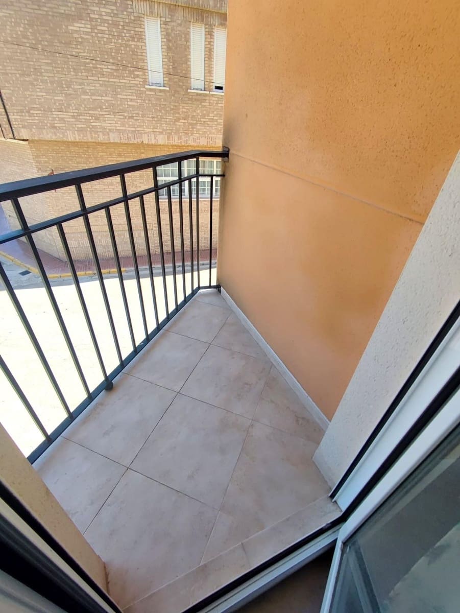 3 soveværelse Lejlighed til salg i Beniganim - € 105.000 (Ref: 9095349)