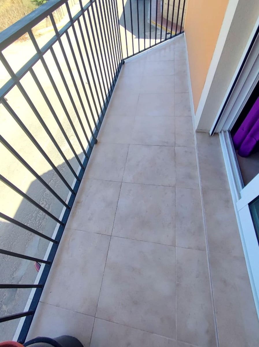 3 soveværelse Lejlighed til salg i Beniganim - € 105.000 (Ref: 9095349)