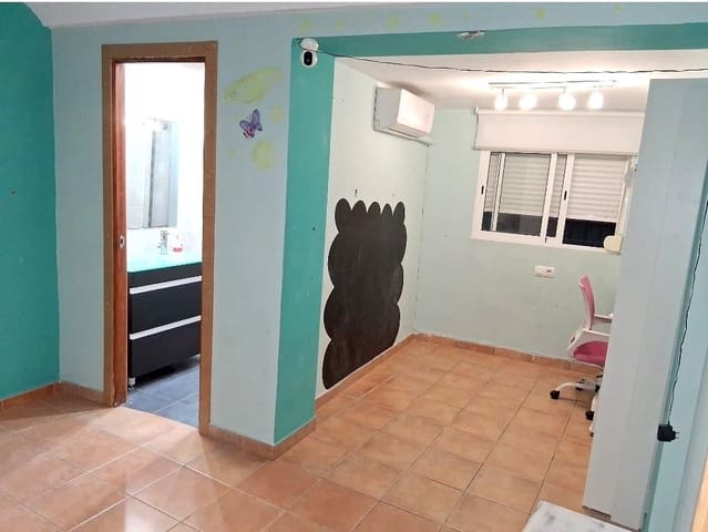 3 bedroom Townhouse for sale in Xàtiva - € 155,000 (Ref: 9095351)