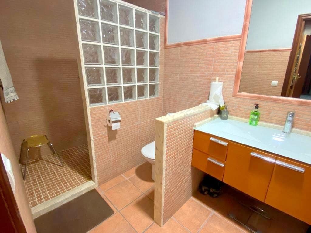 5 bedroom Flat for sale in Moixent - € 159,000 (Ref: 9335063)