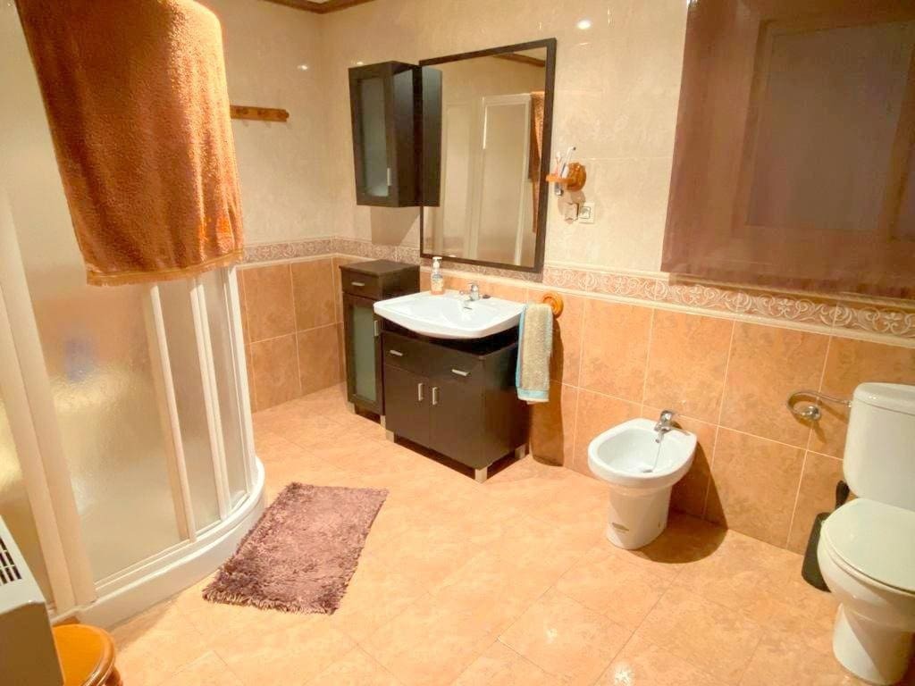 5 bedroom Flat for sale in Moixent - € 159,000 (Ref: 9335063)