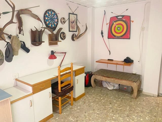 5 makuuhuone Asunto myytävänä paikassa Moixent - 159 000 € (Ref: 9335063)