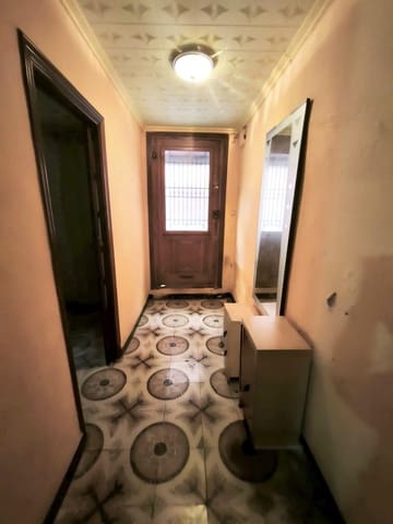 4 bedroom Townhouse for sale in Xàtiva - € 90,000 (Ref: 9379137)