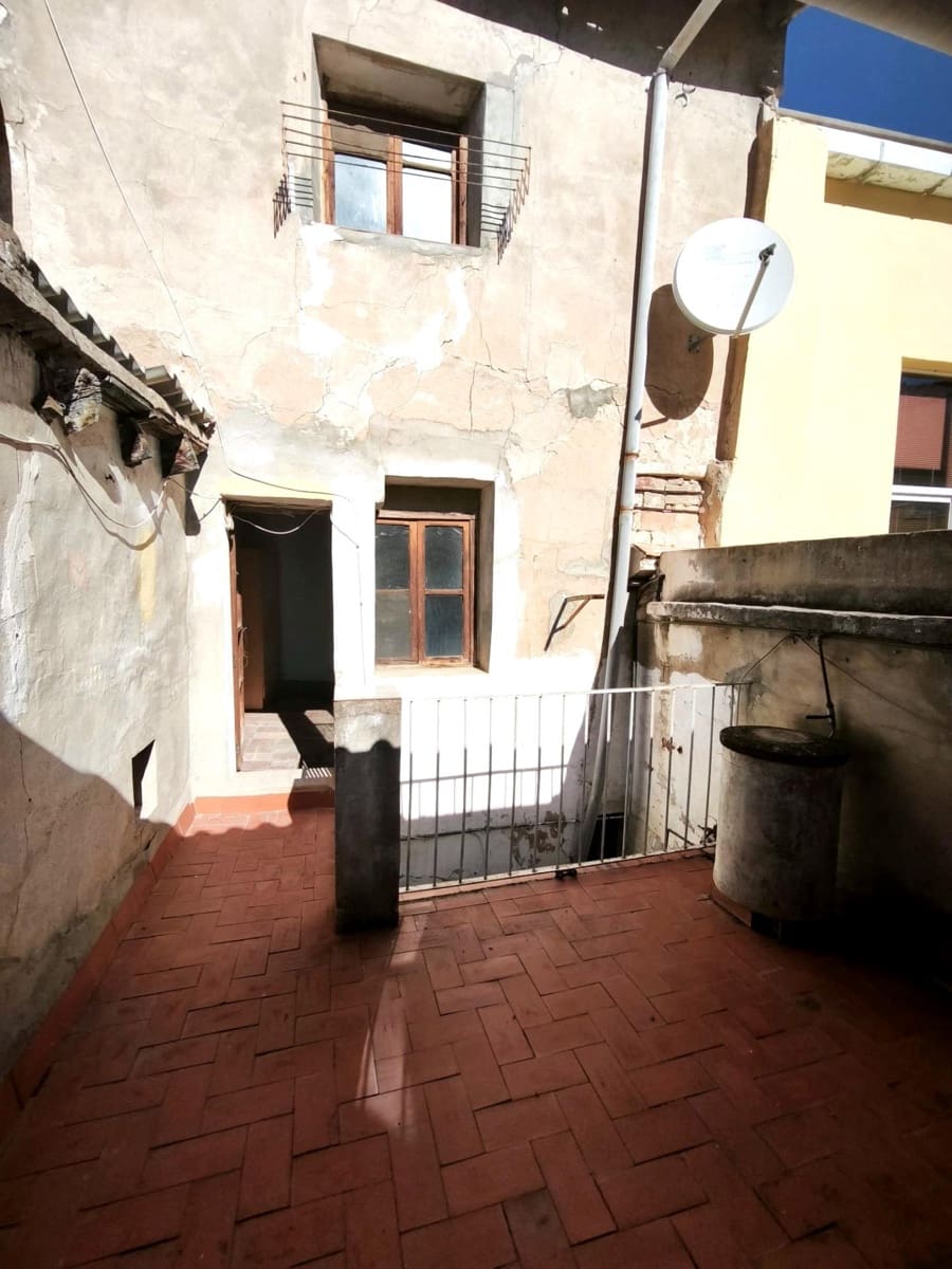 4 soverom Hus til salgs i Xativa - € 90 000 (Ref: 9379137)