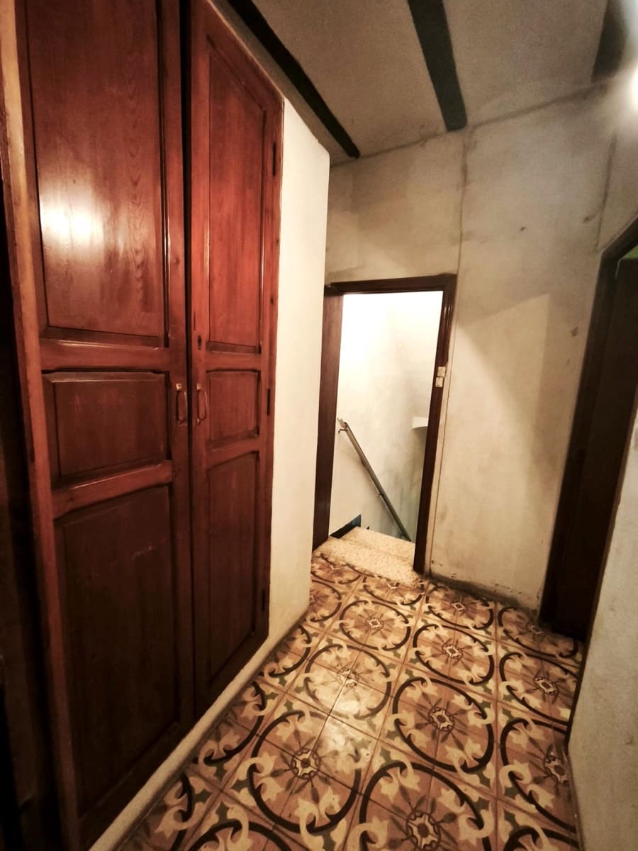 4 soverom Hus til salgs i Xativa - € 90 000 (Ref: 9379137)