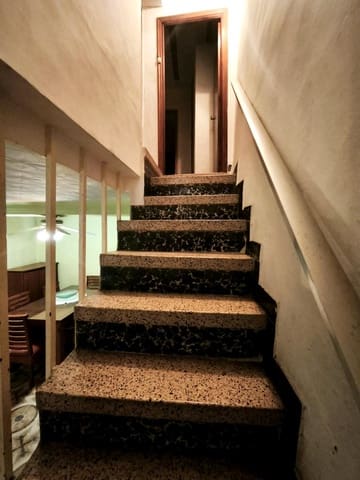 4 bedroom Townhouse for sale in Xàtiva - € 90,000 (Ref: 9379137)