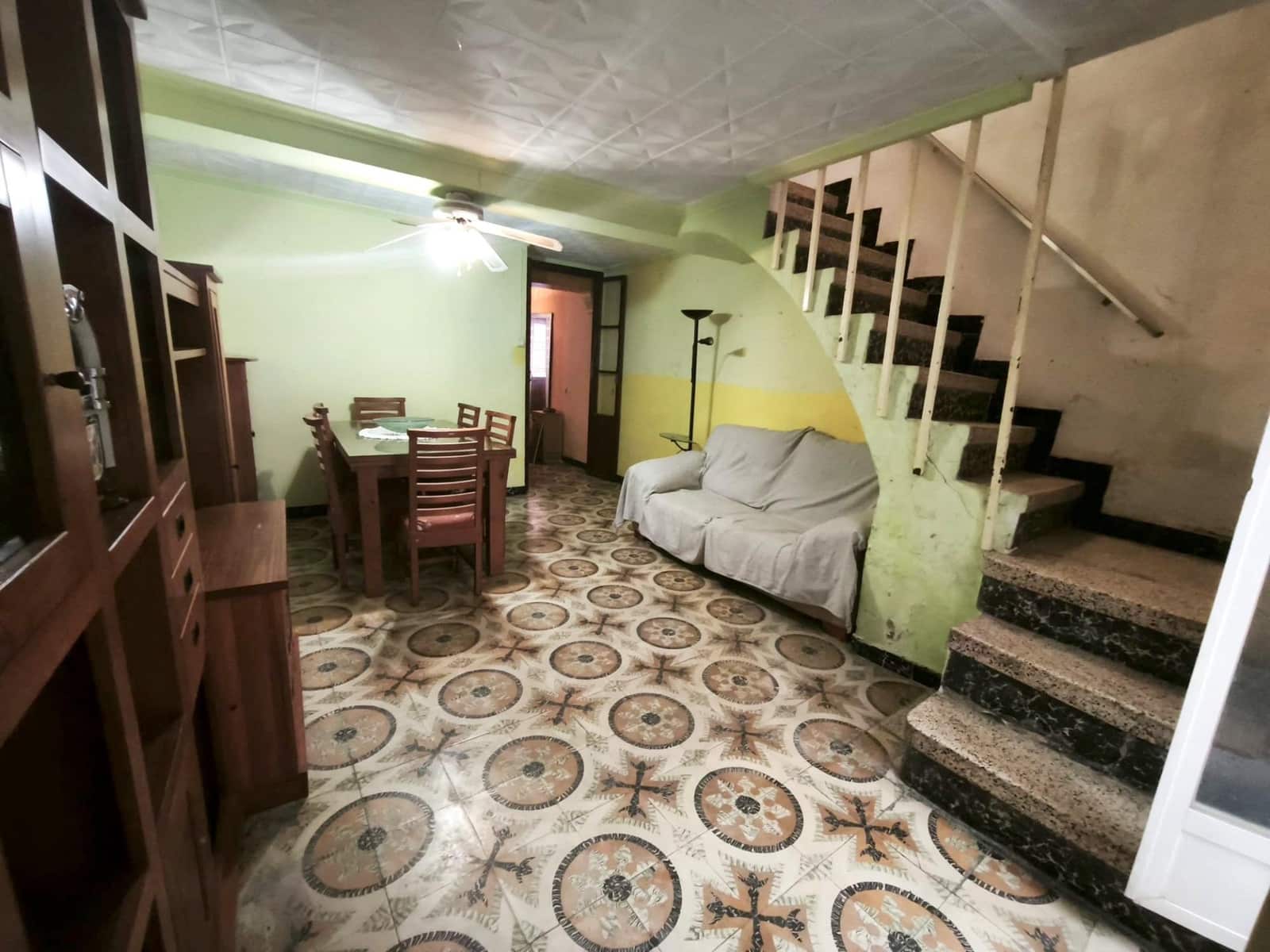 4 soverom Hus til salgs i Xativa - € 90 000 (Ref: 9379137)