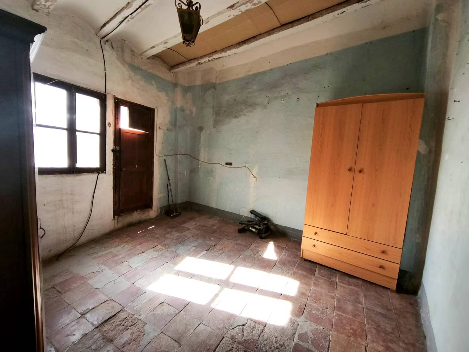 4 soverom Hus til salgs i Xativa - € 90 000 (Ref: 9379137)