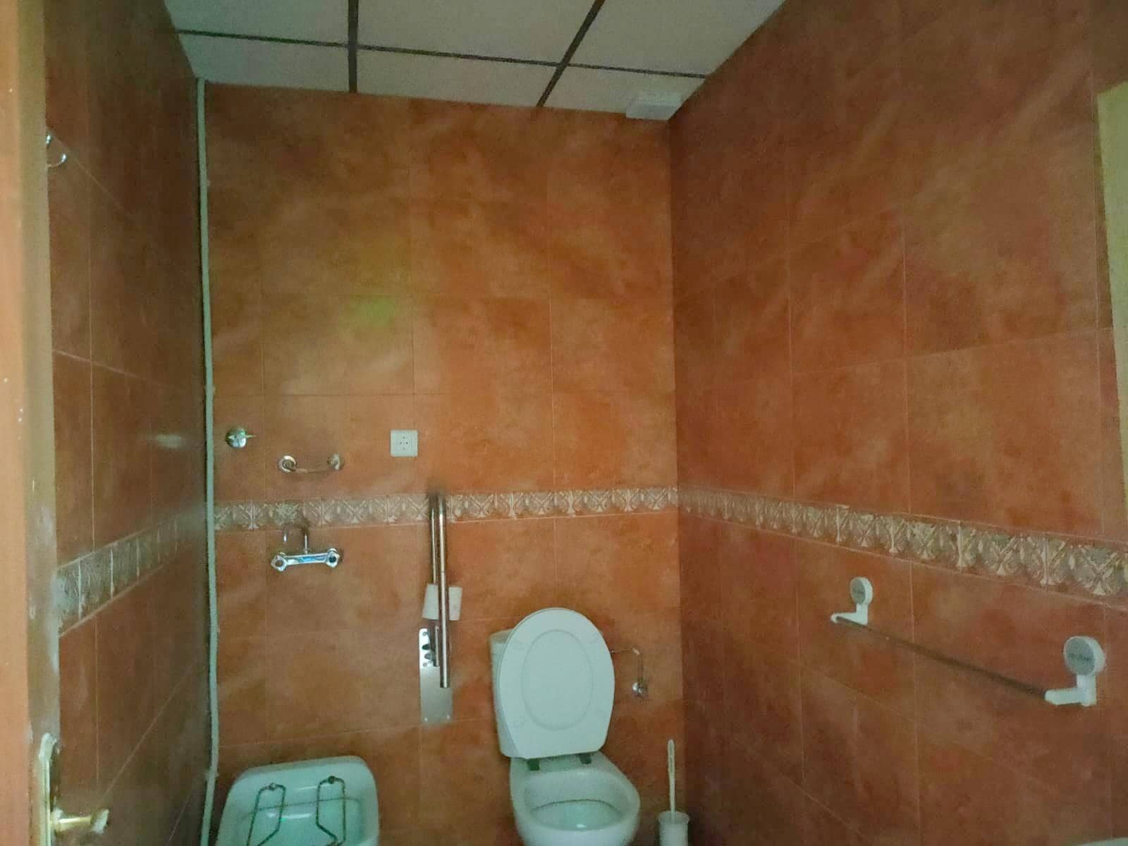 Commercial for rent in Moixent - € 650 (Ref: 9403493)