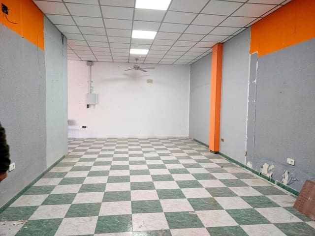 Erhverv til leje i Moixent - € 650 (Ref: 9403493)