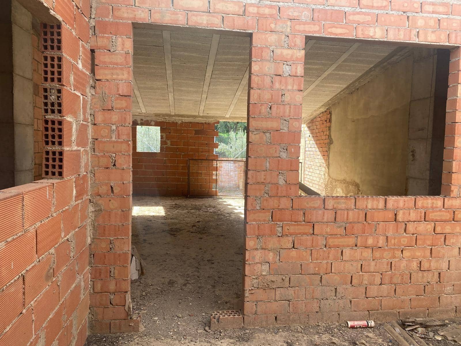 Townhouse for sale in Moixent - € 120,000 (Ref: 9466023)