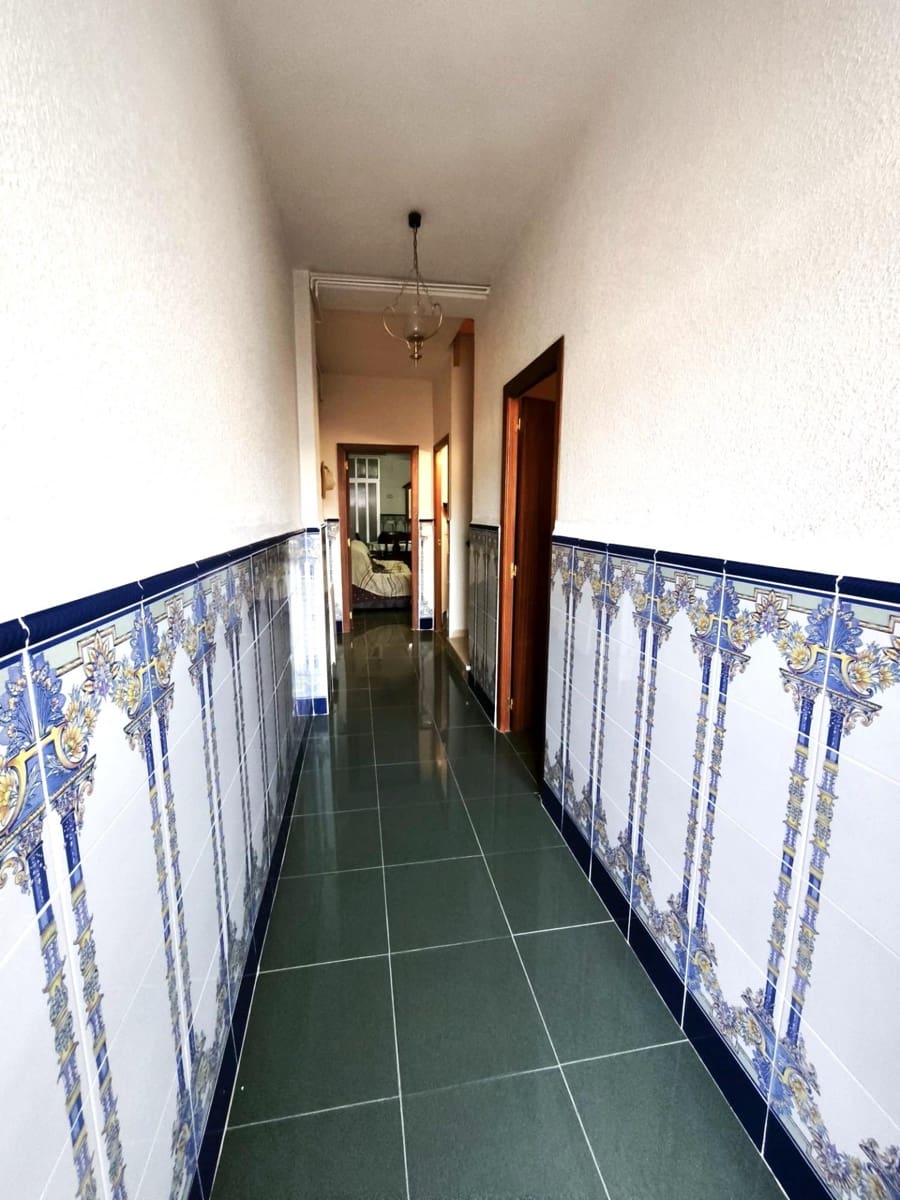 4 bedroom Townhouse for sale in Barxeta - € 166,000 (Ref: 9519286)