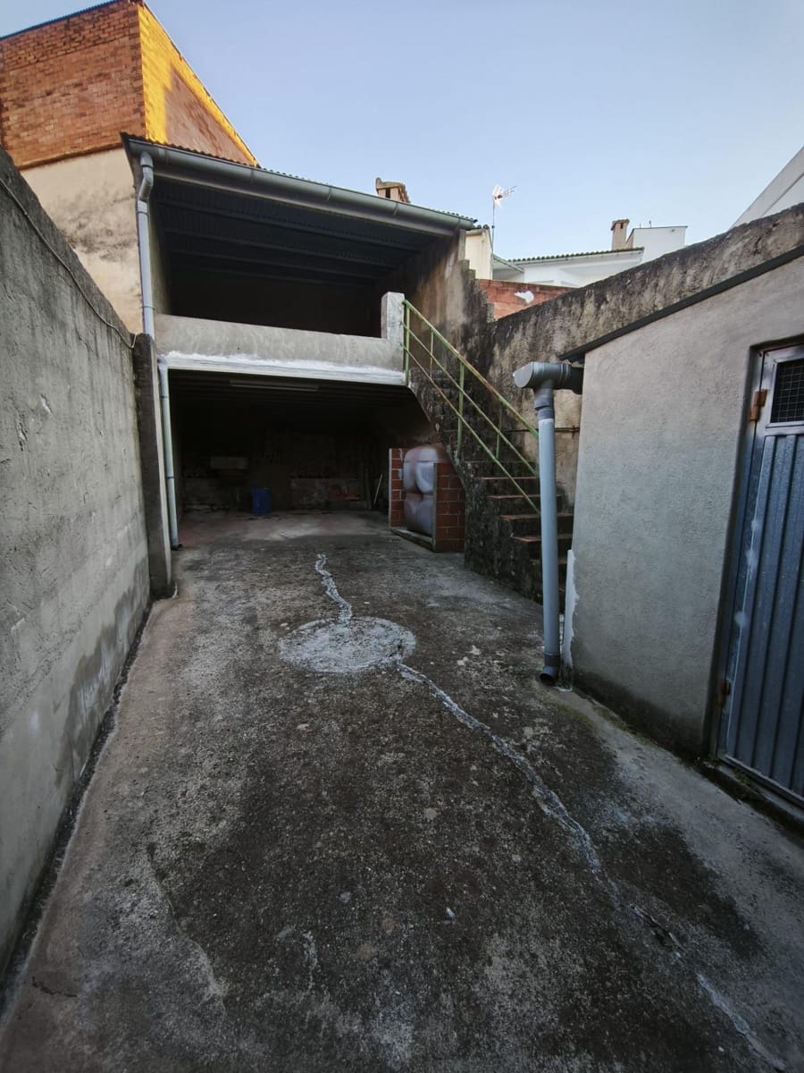 4 bedroom Townhouse for sale in Barxeta - € 166,000 (Ref: 9519286)